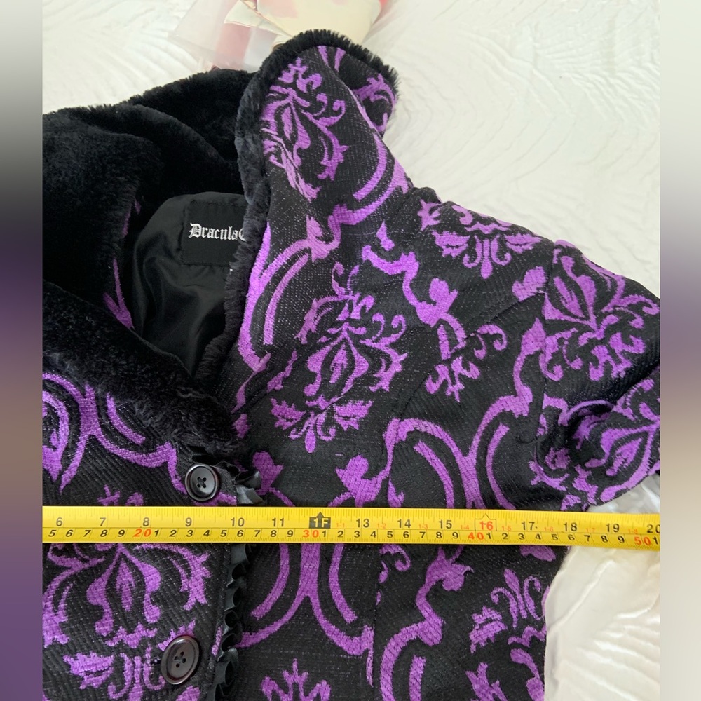 Elegant Purple and Black Women's Coat - Picture 9 of 10